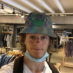 Meet your Posher, Nathan